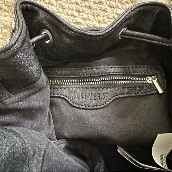 Cinched Bucket Bag - Picture 6 of 6